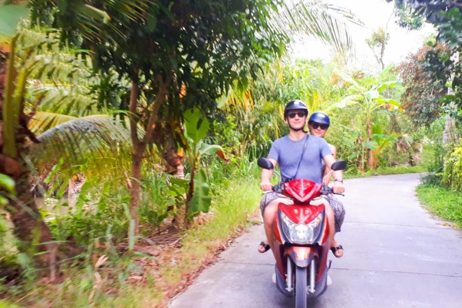 CAN THO - MOTORBIKE TOUR. HIBM1