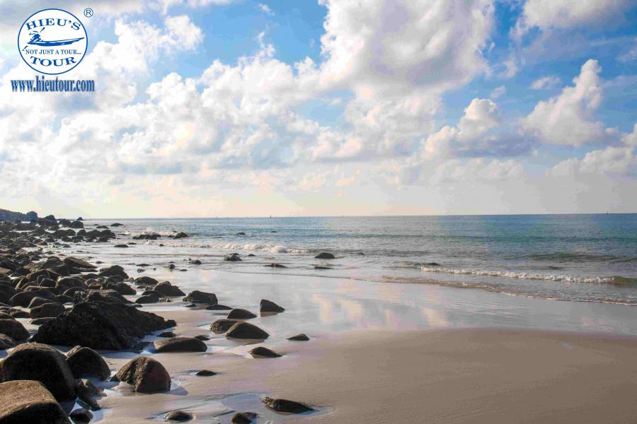 MEKONG DELTA – CON DAO ISLAND 5 DAYS 4 NIGHTS 01H - HIBMKCĐ1